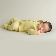 Load image into Gallery viewer, Newborn Pack links soft yellow