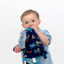Load image into Gallery viewer, Cheeky Chomper Reyanrds Farm Comfort Chew