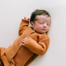 Load image into Gallery viewer, Newborn Pack links brick-red