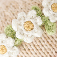 Load image into Gallery viewer, Baby honey bear (ivory floral)