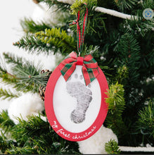Load image into Gallery viewer, Baby prints holiday photo