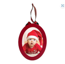 Load image into Gallery viewer, Baby prints holiday photo