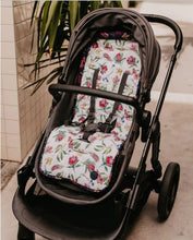 Load image into Gallery viewer, Oioi reversible pram liner - botanical