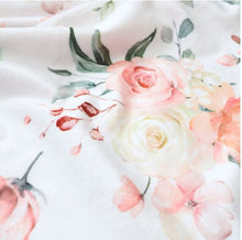 Load image into Gallery viewer, Premium baby and toddler blanket-peach floral
