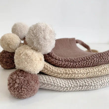 Load image into Gallery viewer, Annie & Charles® baby tie hat (Brown)
