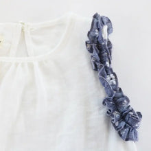 Load image into Gallery viewer, T WHITE Contrast Floral Trims Top