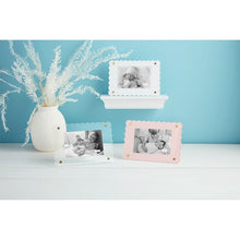 Load image into Gallery viewer, MudPie Clear Scallop Acrylic Frame
