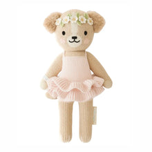 Load image into Gallery viewer, Evelyn the golden puppy (20 inches)
