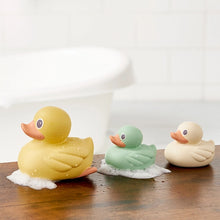 Load image into Gallery viewer, Itzy Ducky Family™ - Bath + Water Table Toys
