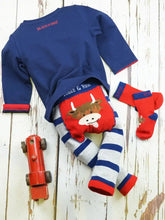 Load image into Gallery viewer, Hamish Highland Cow Leggings
