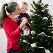 Load image into Gallery viewer, Baby prints holiday photo
