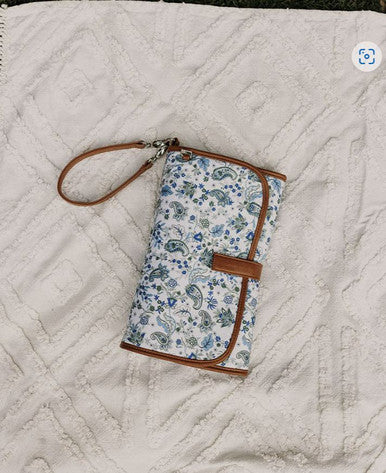 Change/Mat clutch-blue Paisley