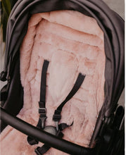 Load image into Gallery viewer, Cozy Fleece pram liner -peach paisley
