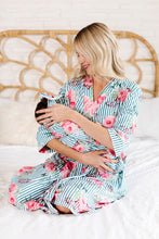 Load image into Gallery viewer, Rose Stripe mommy robe
