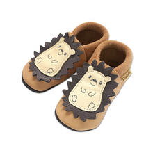 Load image into Gallery viewer, Baobaby Soft Sole Baby Shoes, Classics, Spikey powder
