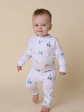 Load image into Gallery viewer, Snuggle Honey arctic organic growsuit  (6-12 months)
